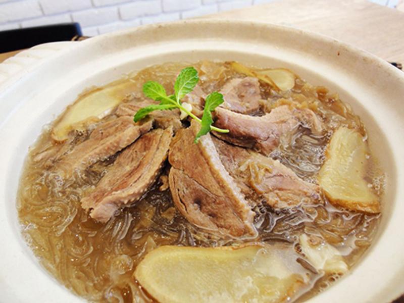 冬菜鵝肉冬粉湯