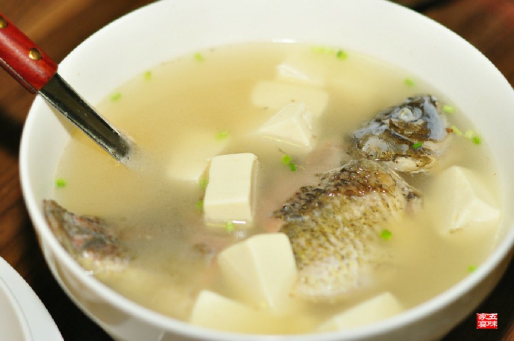 鯽魚豆腐湯