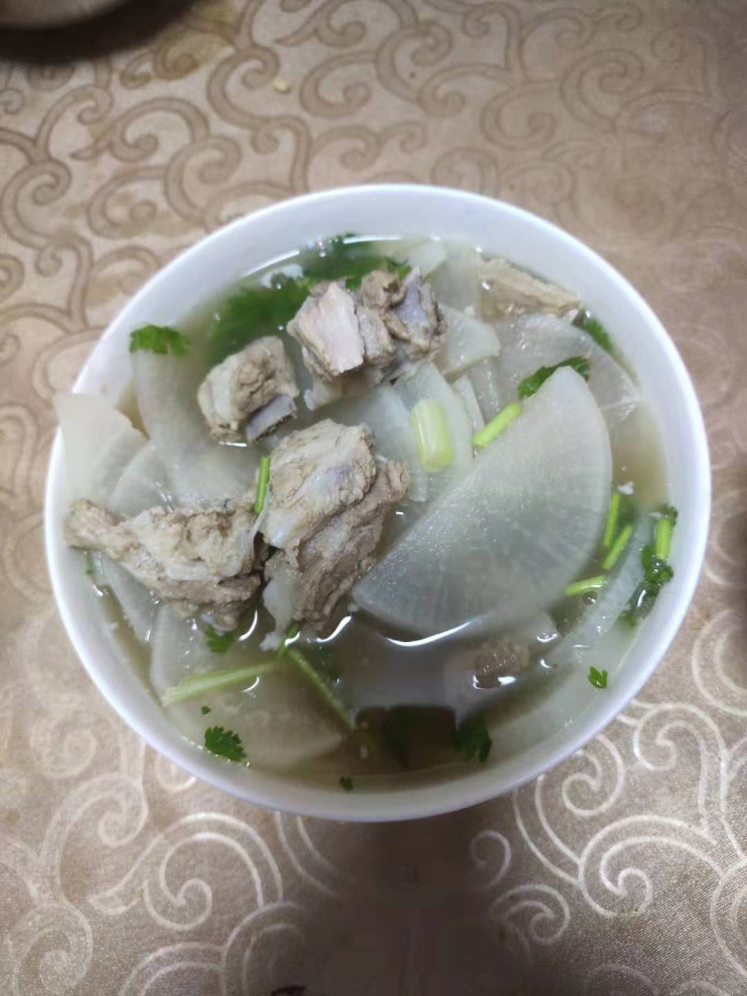 蘿卜排骨湯